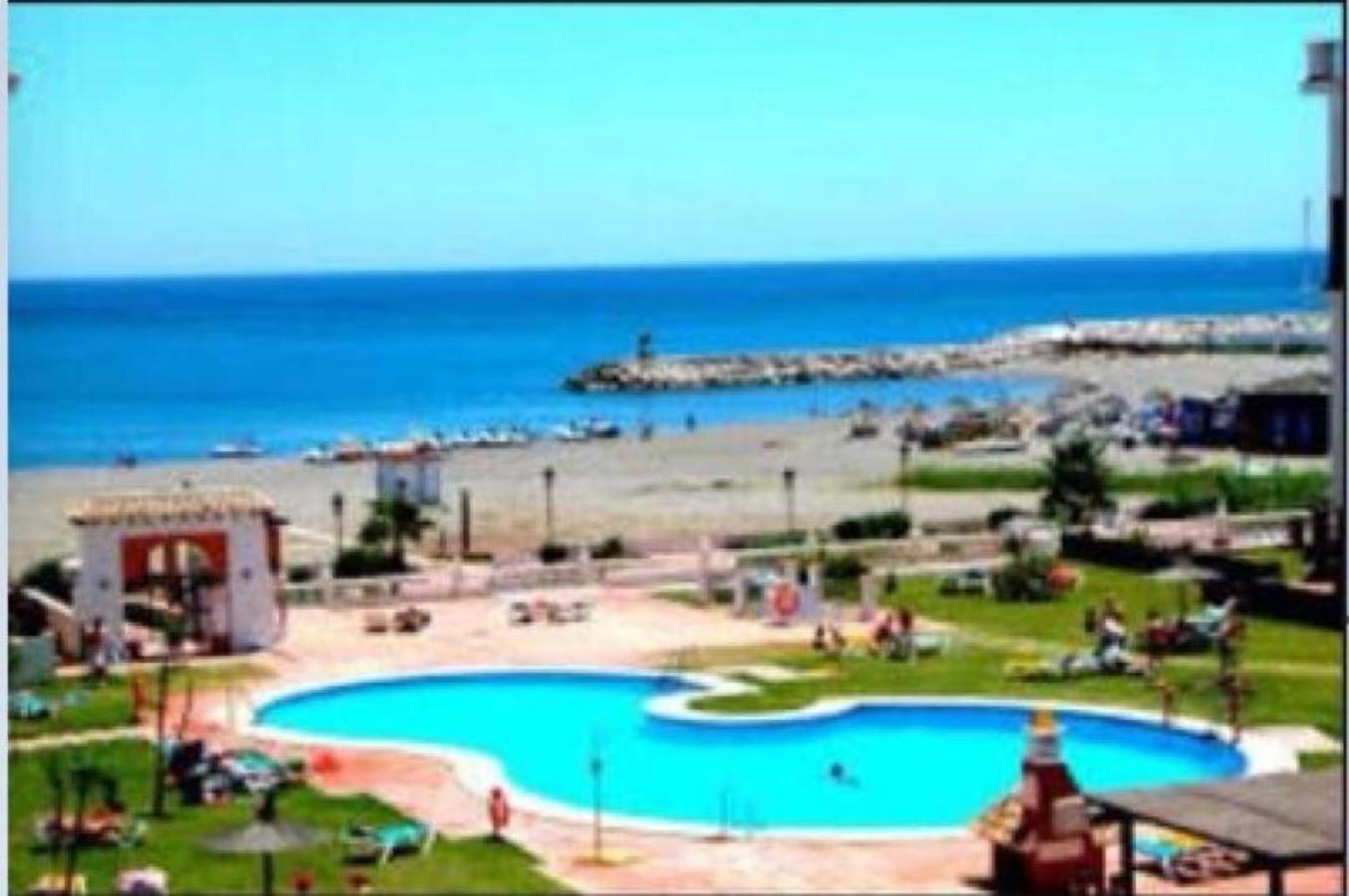 Апартаменти Duquesa Port Манільва Екстер'єр фото